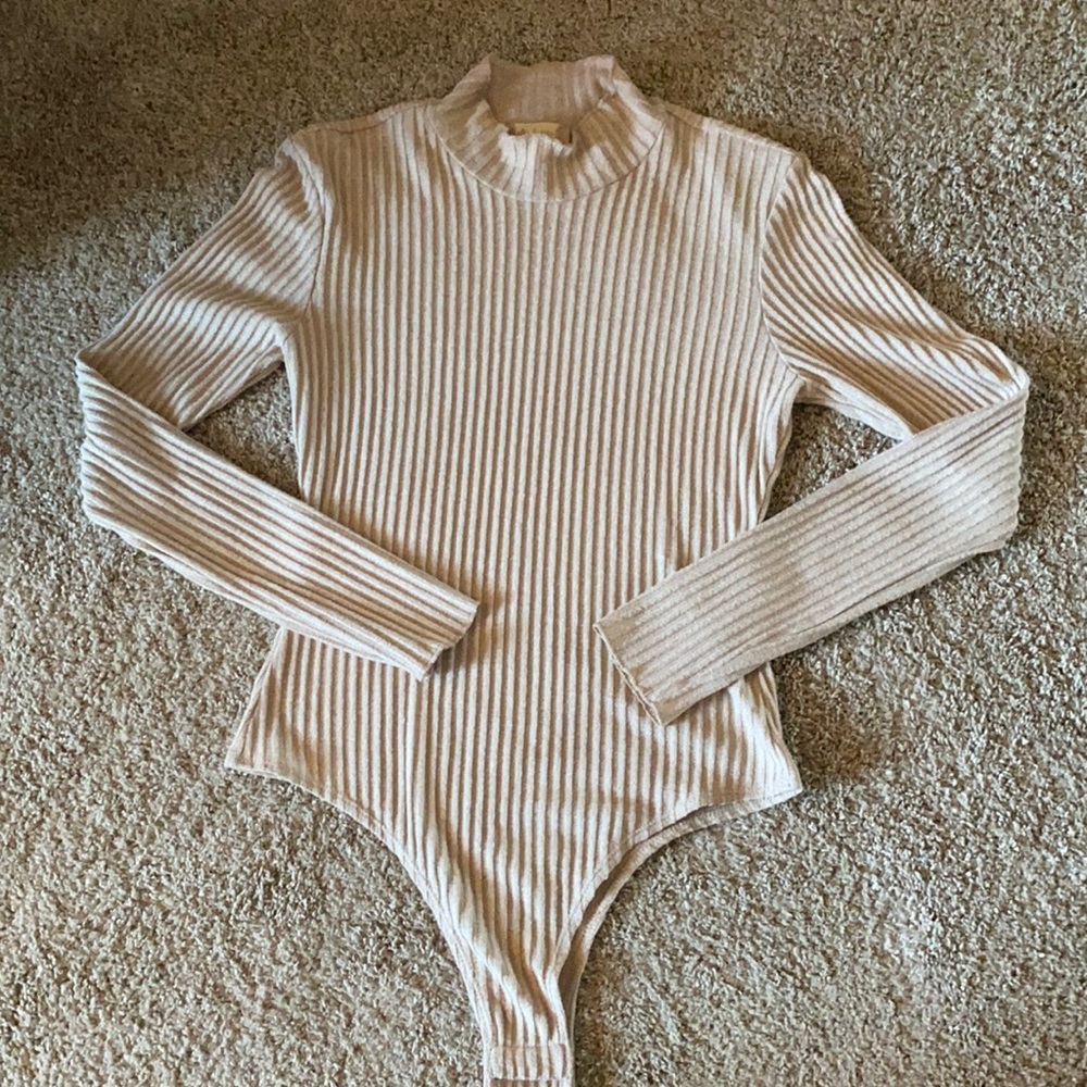 Altar’d state mock neck body suit